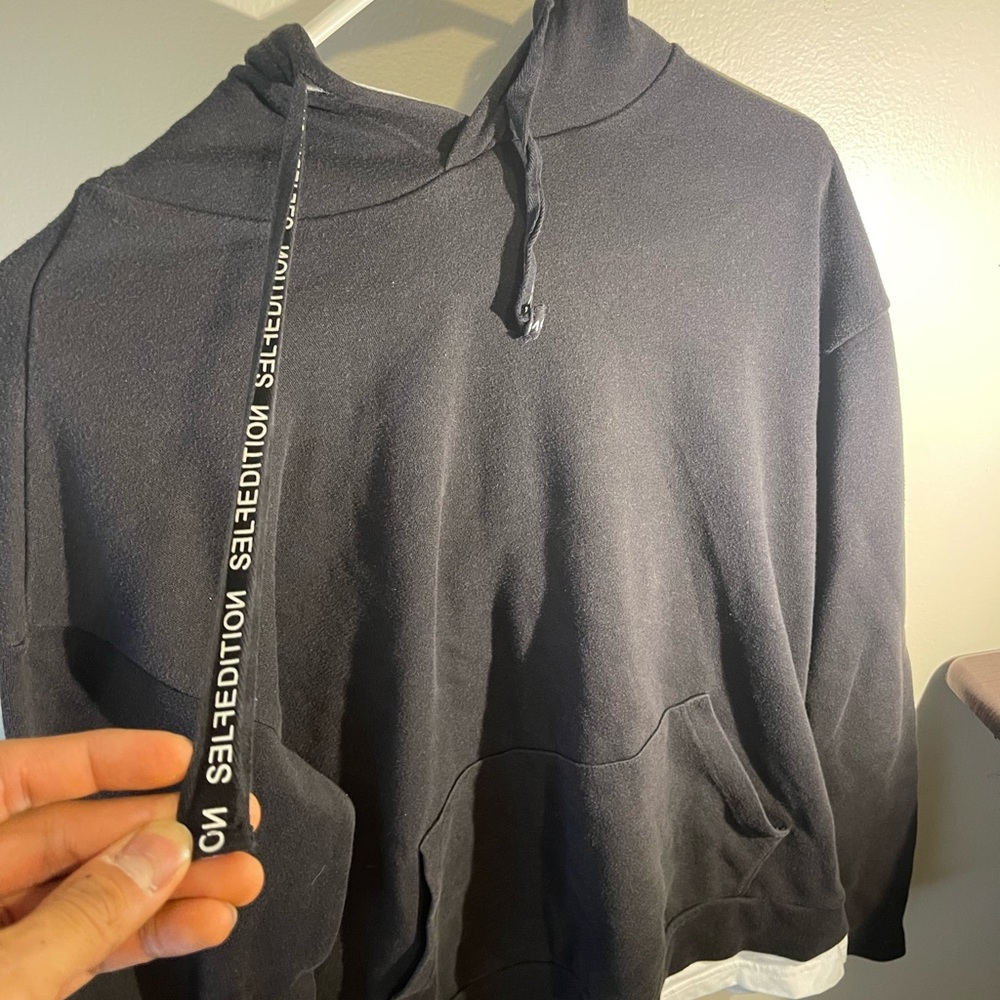 Men's Black Hoodie Sweater
